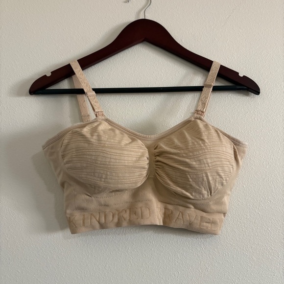 Kindred Bravely Sublime® Hands-Free Pumping & Nursing Bra Beige Tan Size Medium - Picture 3 of 9